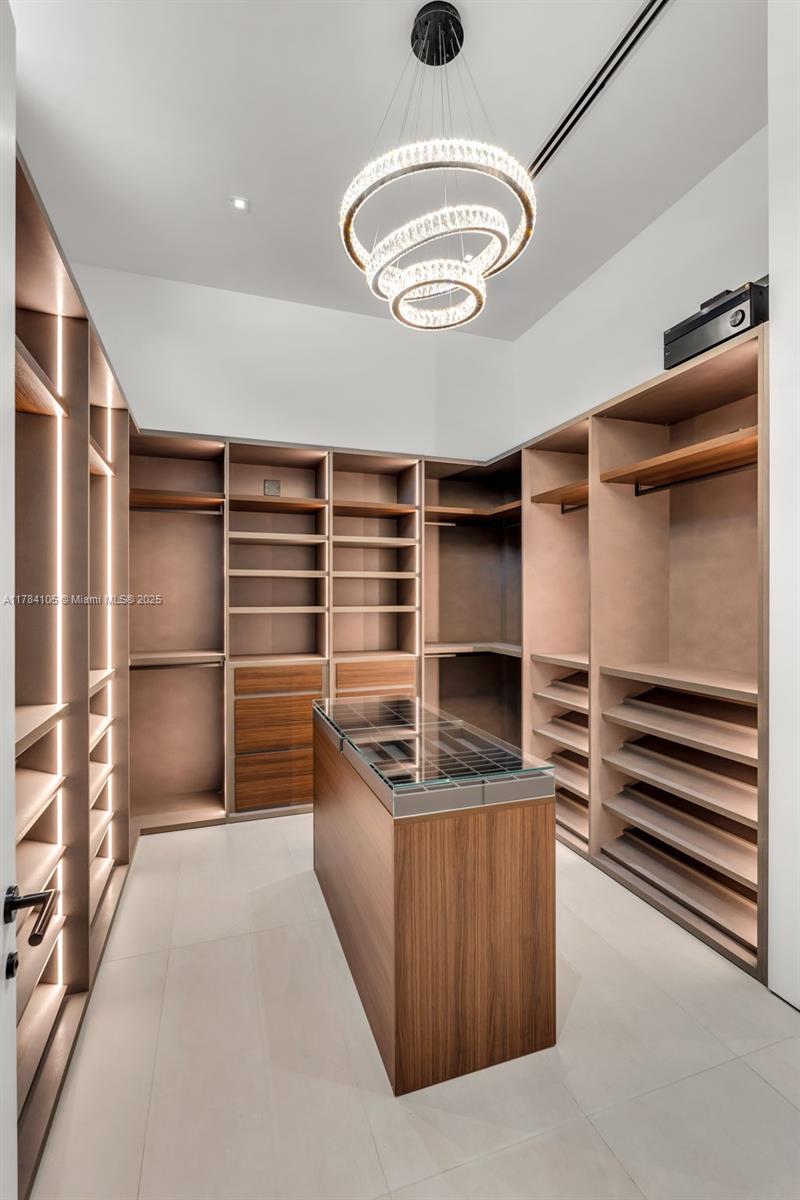 PINE TREE ESTATES - Residential