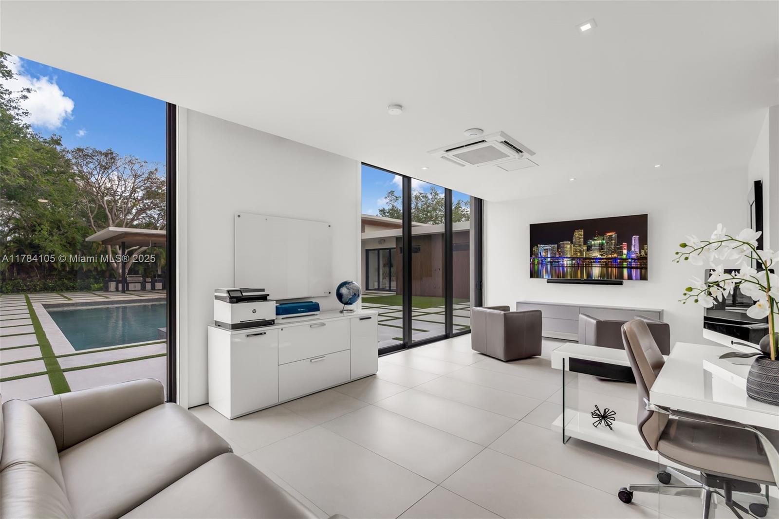 PINE TREE ESTATES - Residential