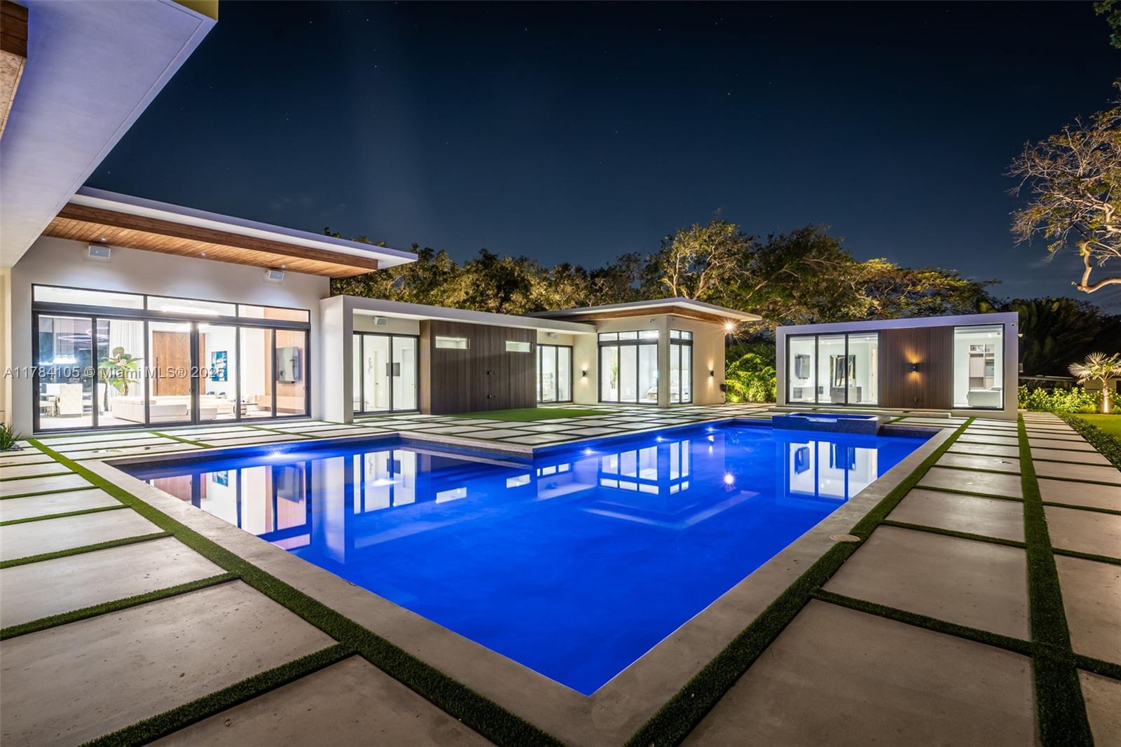 PINE TREE ESTATES - Residential