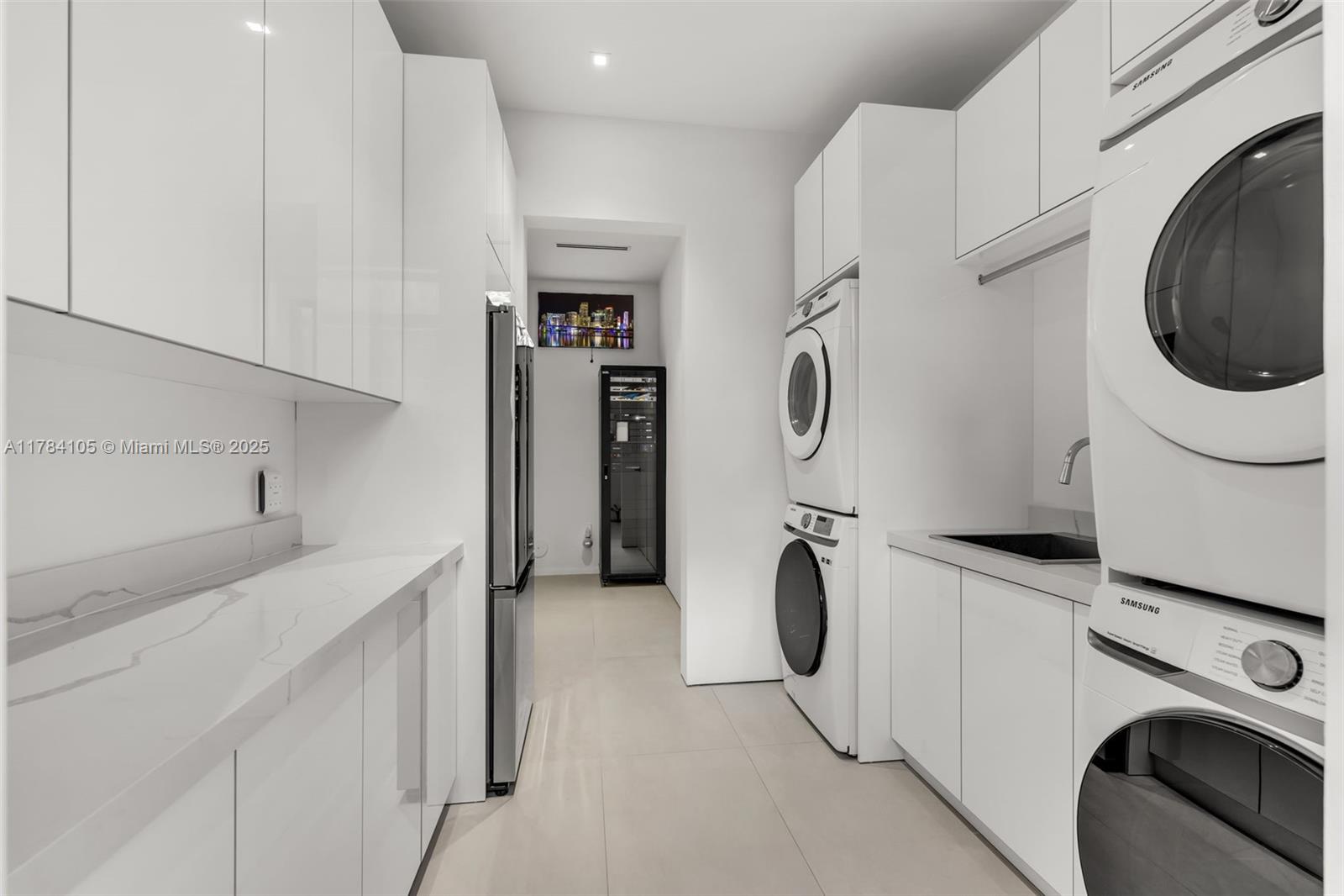 PINE TREE ESTATES - Residential