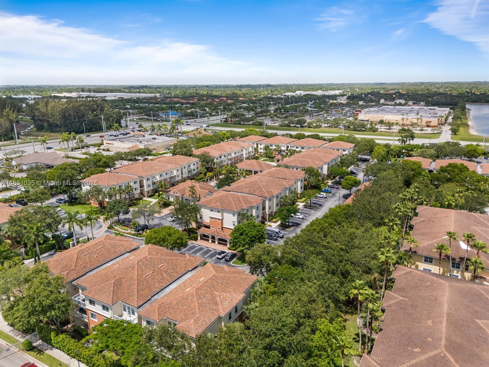 9833 Baywinds Dr 7203