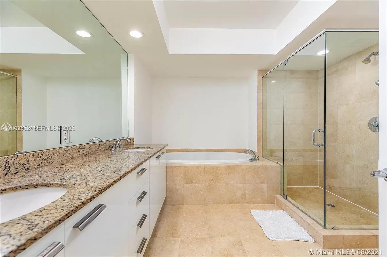 BEACH CLUB TWO CONDO - Residential Lease