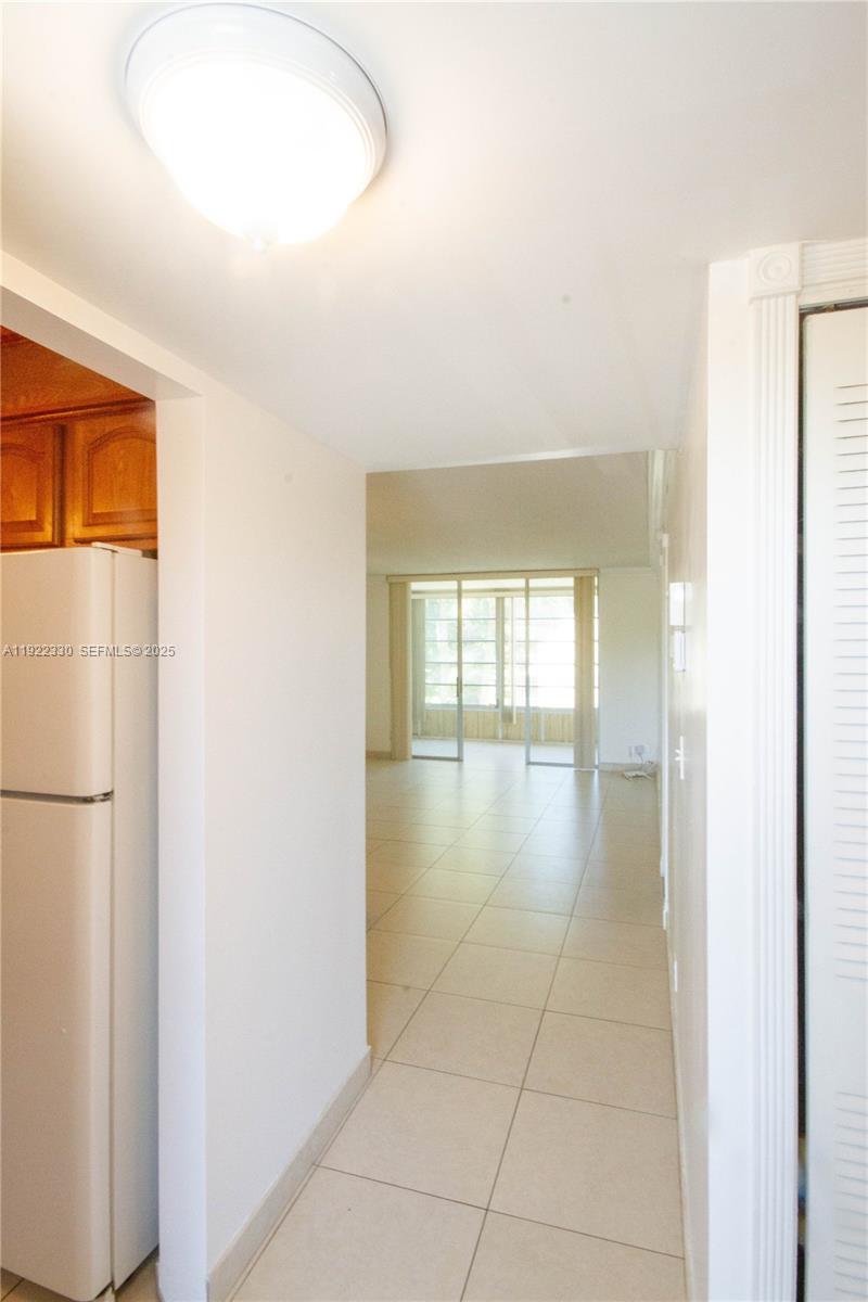 CYPRESS CHASE CONDO NO 5 - Residential