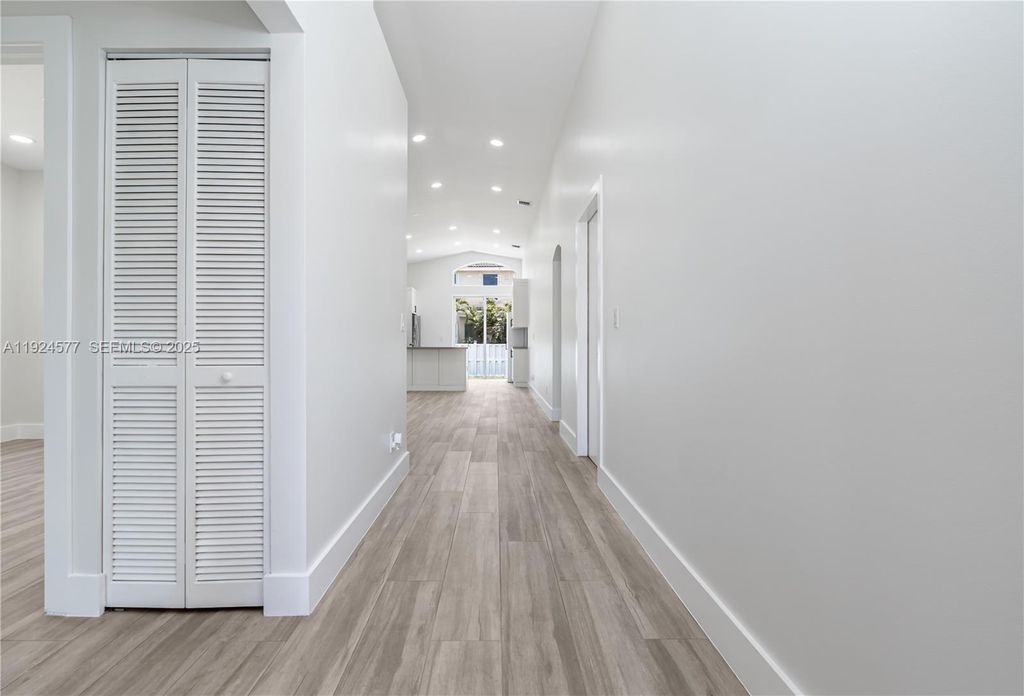 Photo of 15130 SW 49th Ct #15130, Davie, FL 33331 (MLS # A11924577)