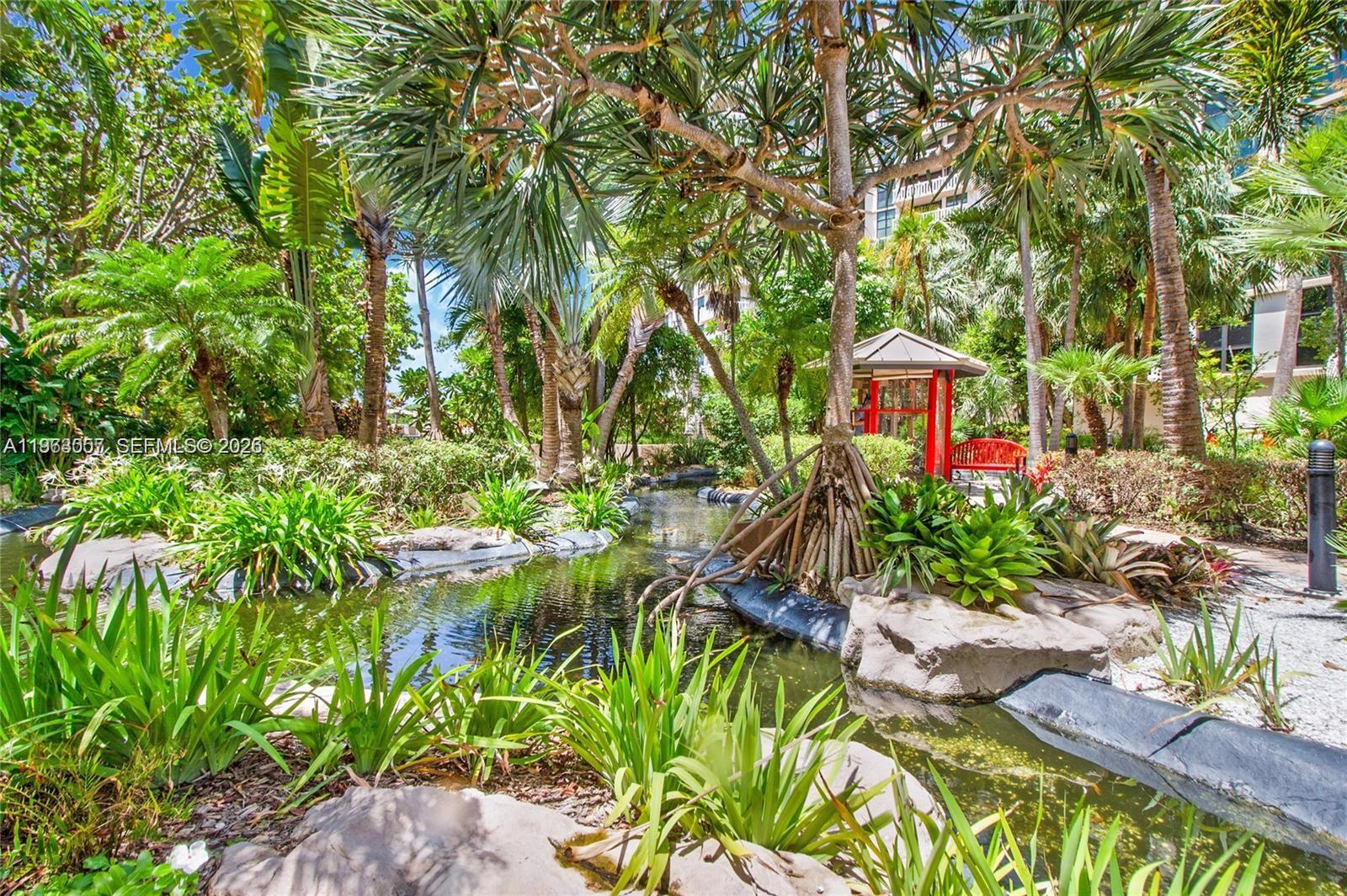 TOWERS OF KEY BISCAYNE CO - Residential Lease