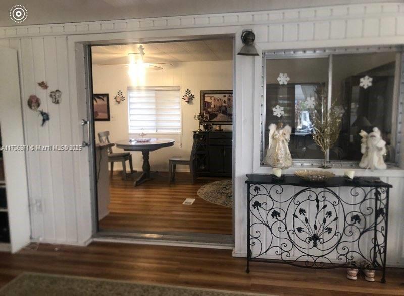 Palm Lake Estates - Residential
