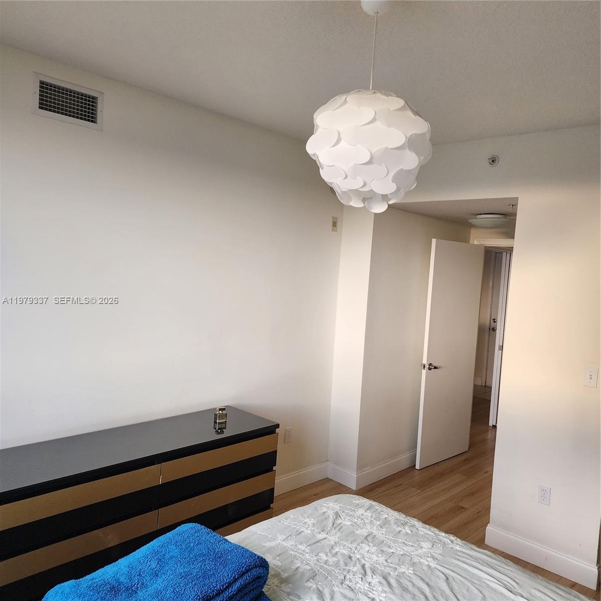 VENTURE AT AVENTURA WEST - Residential