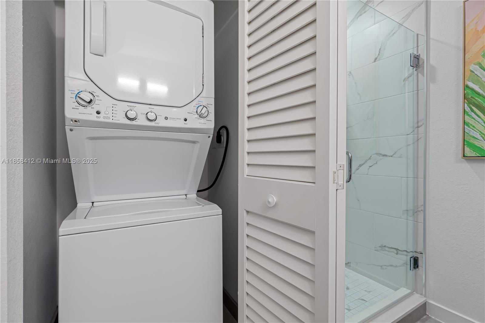 TOWN OF MODELO (DANIA) B- - Residential Lease