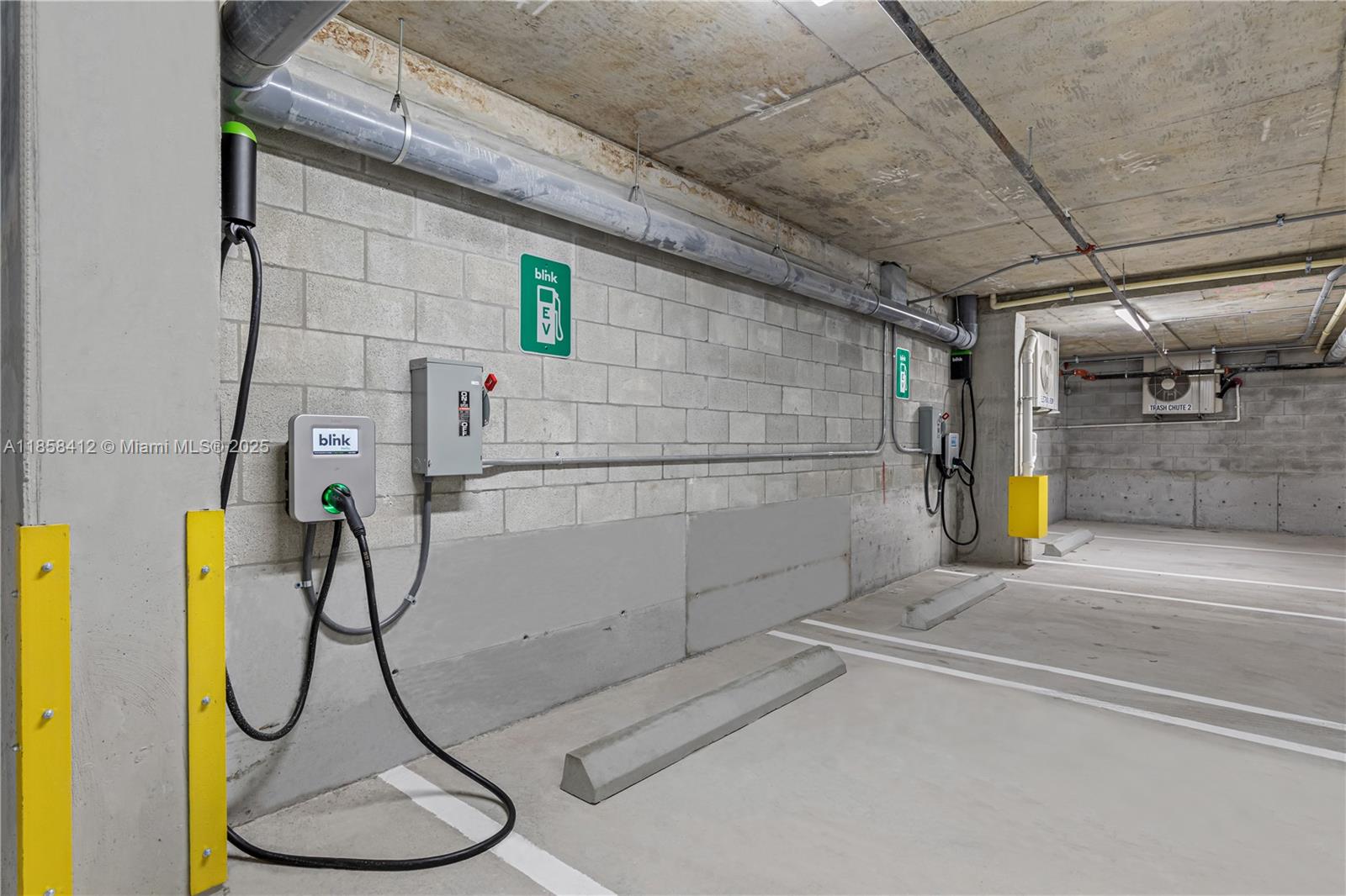 TOWN OF MODELO (DANIA) B- - Residential Lease