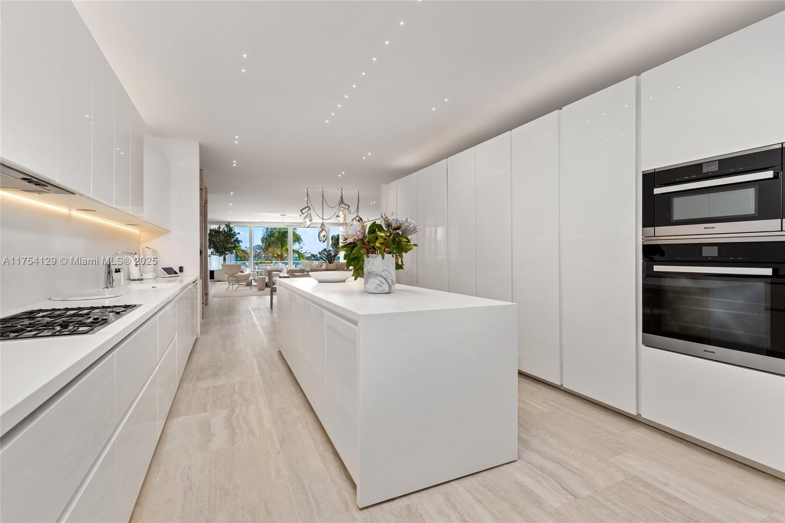 SURF CLUB CONDO - Residential