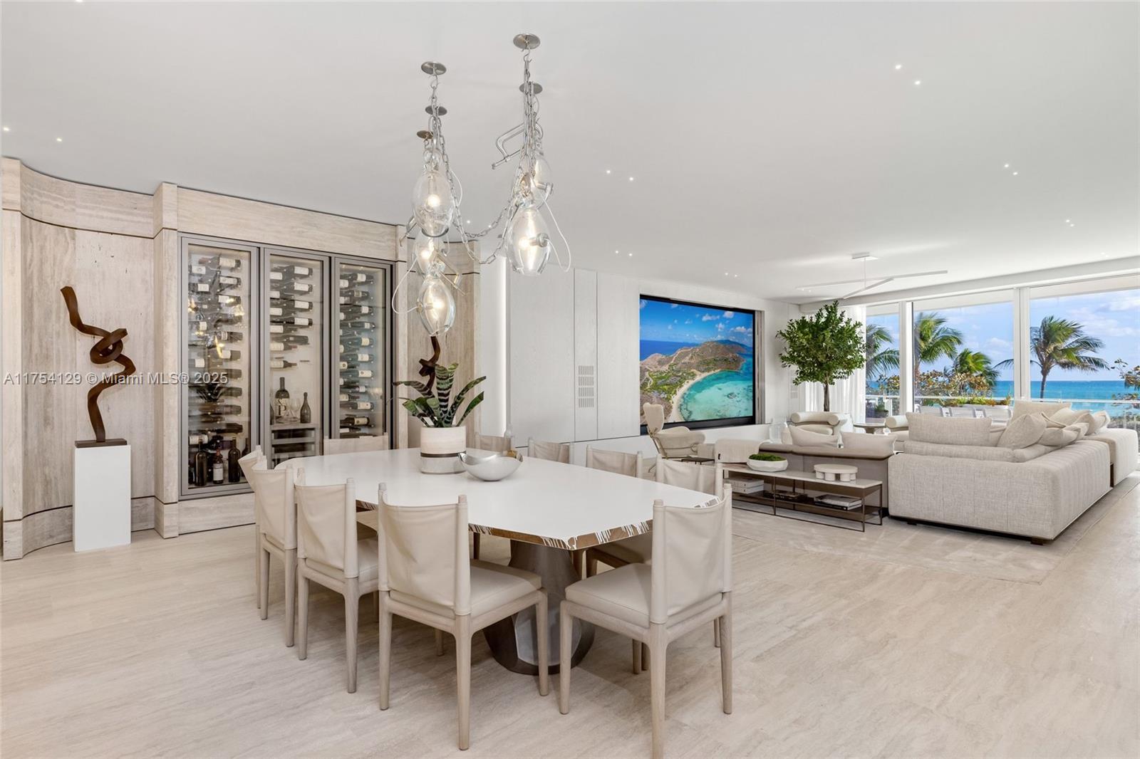 9001 Collins Ave S-207