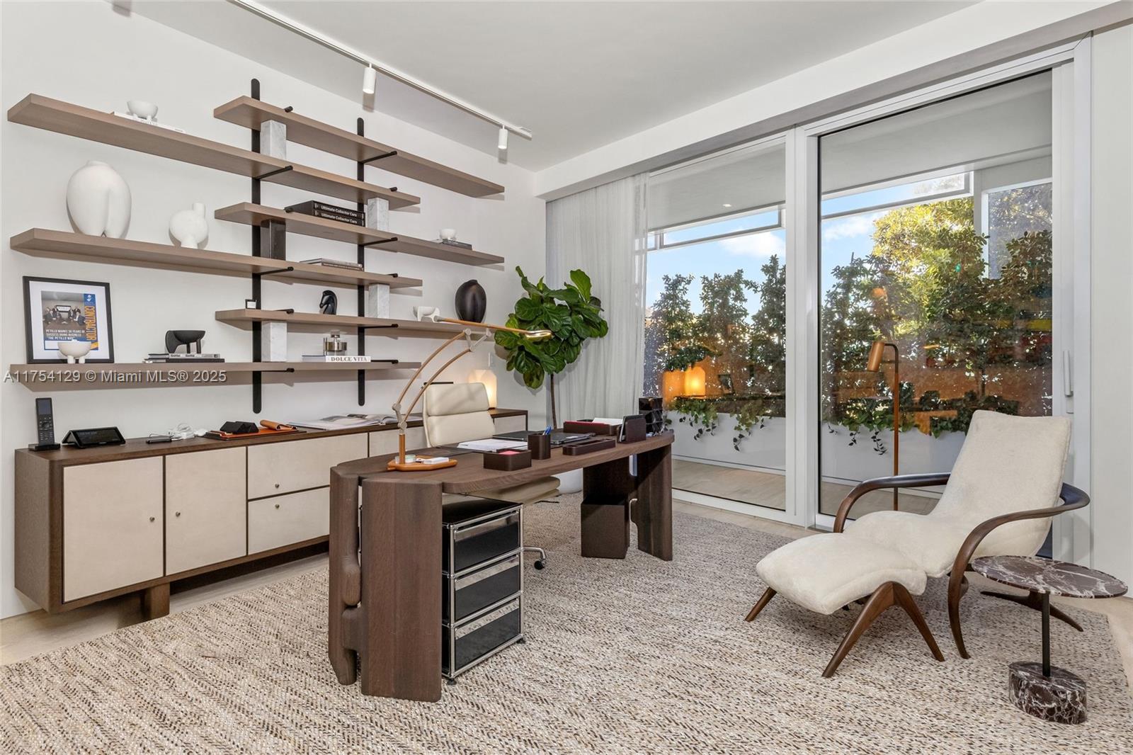 SURF CLUB CONDO - Residential
