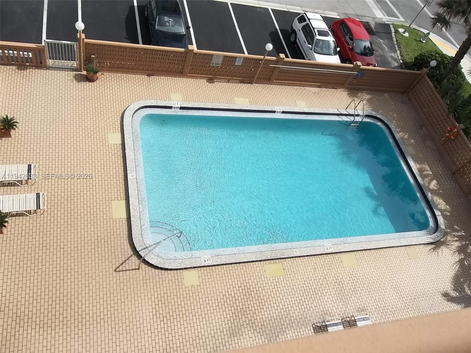 CAMBRIDGE TOWERS CONDO - Residential