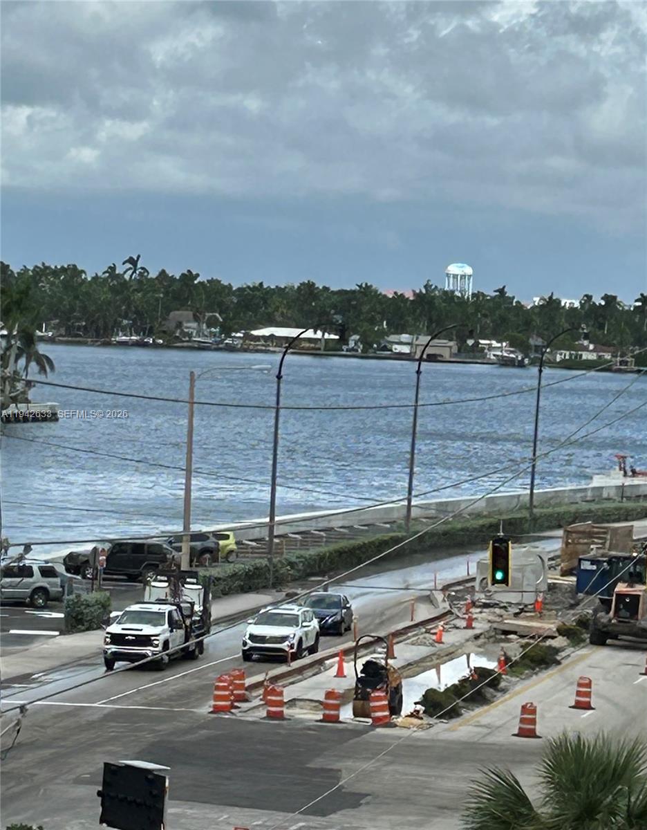 CAMBRIDGE TOWERS CONDO - Residential