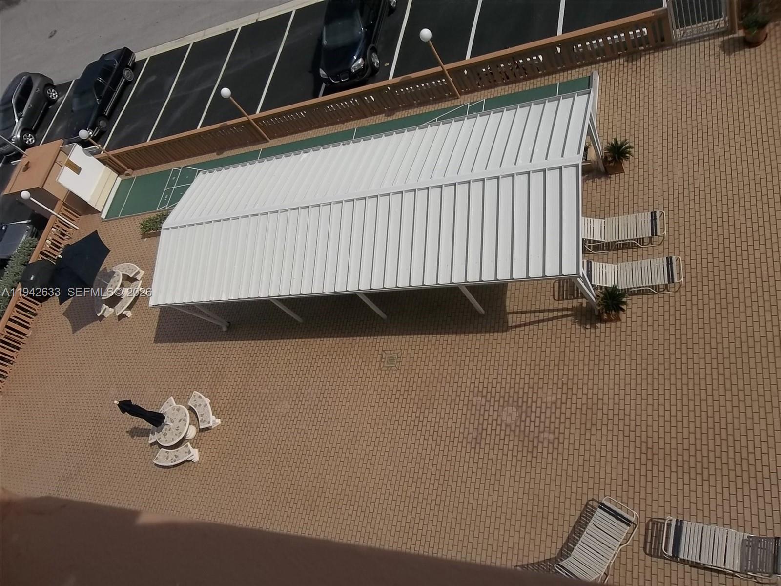 CAMBRIDGE TOWERS CONDO - Residential