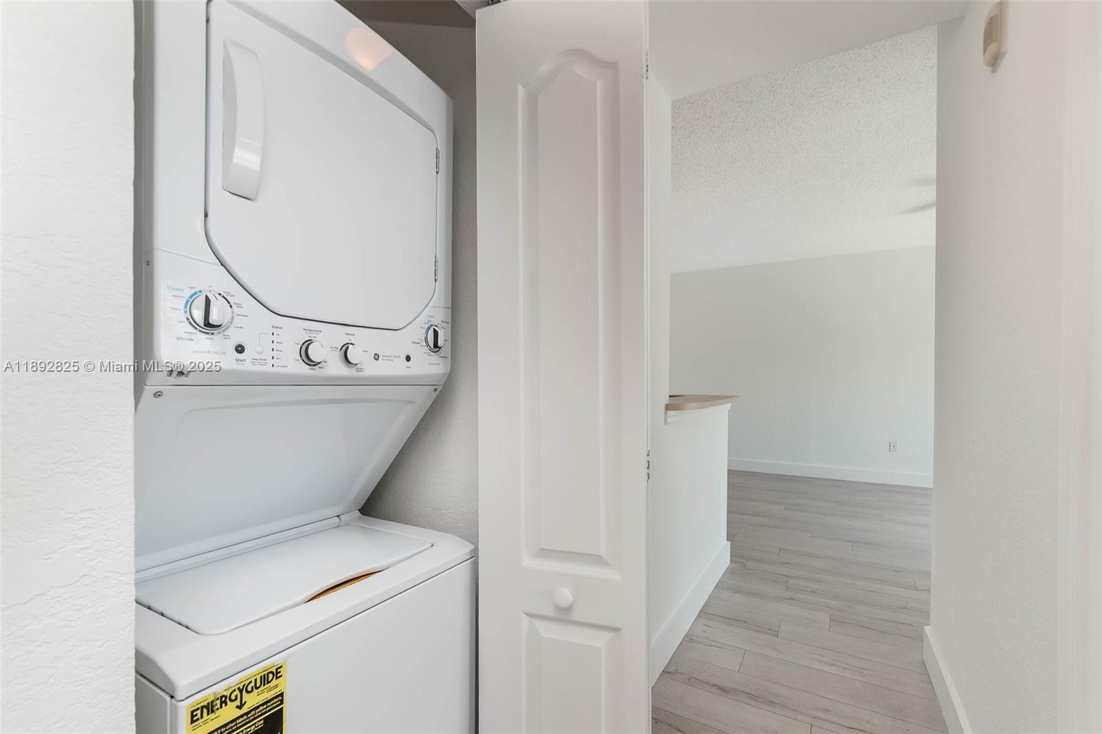 VALENCIA CONDO - Residential Lease