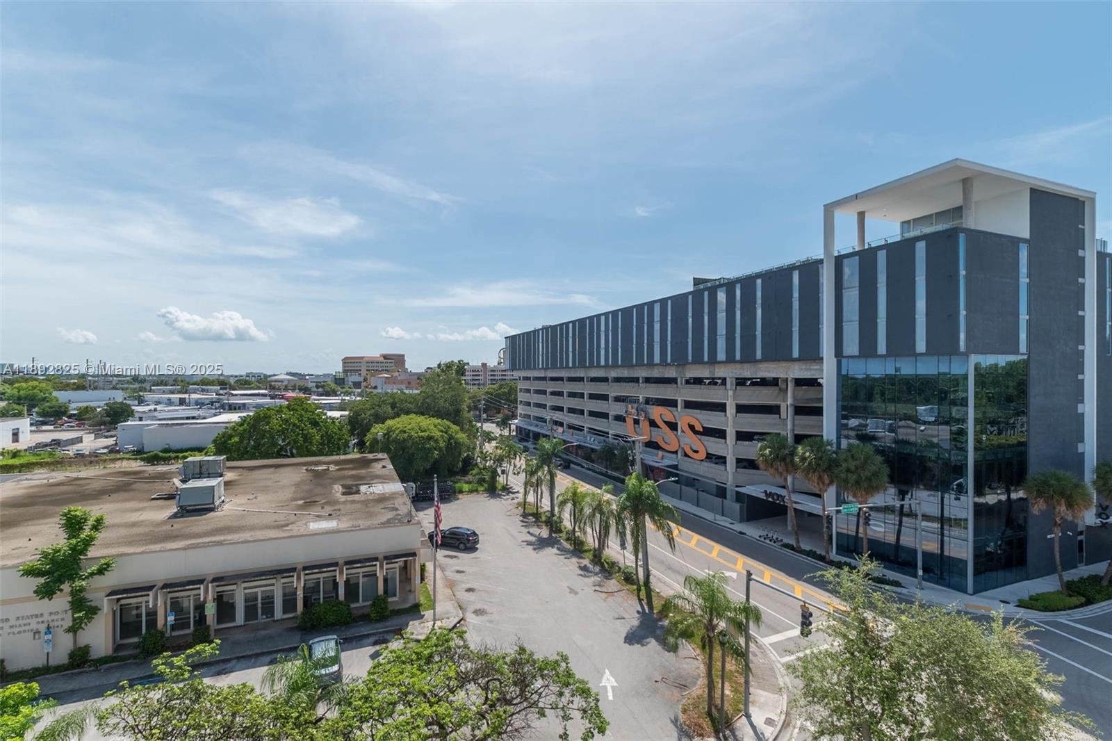 VALENCIA CONDO - Residential Lease