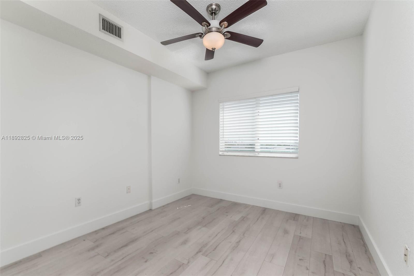 VALENCIA CONDO - Residential Lease