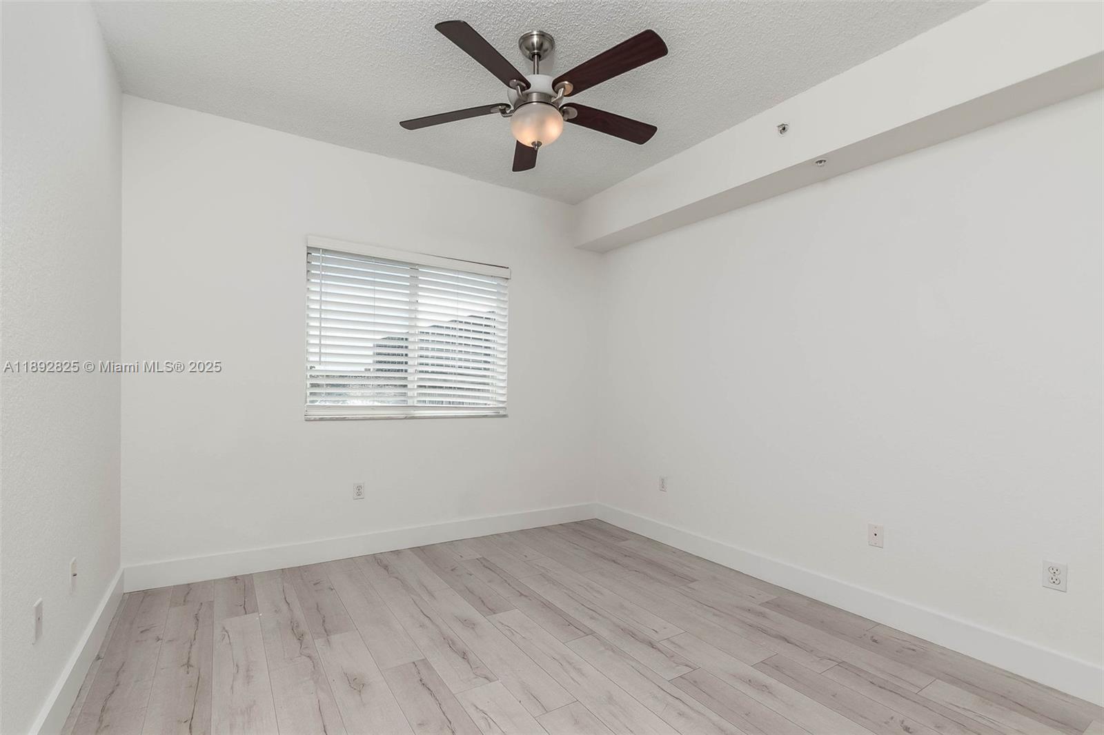VALENCIA CONDO - Residential Lease