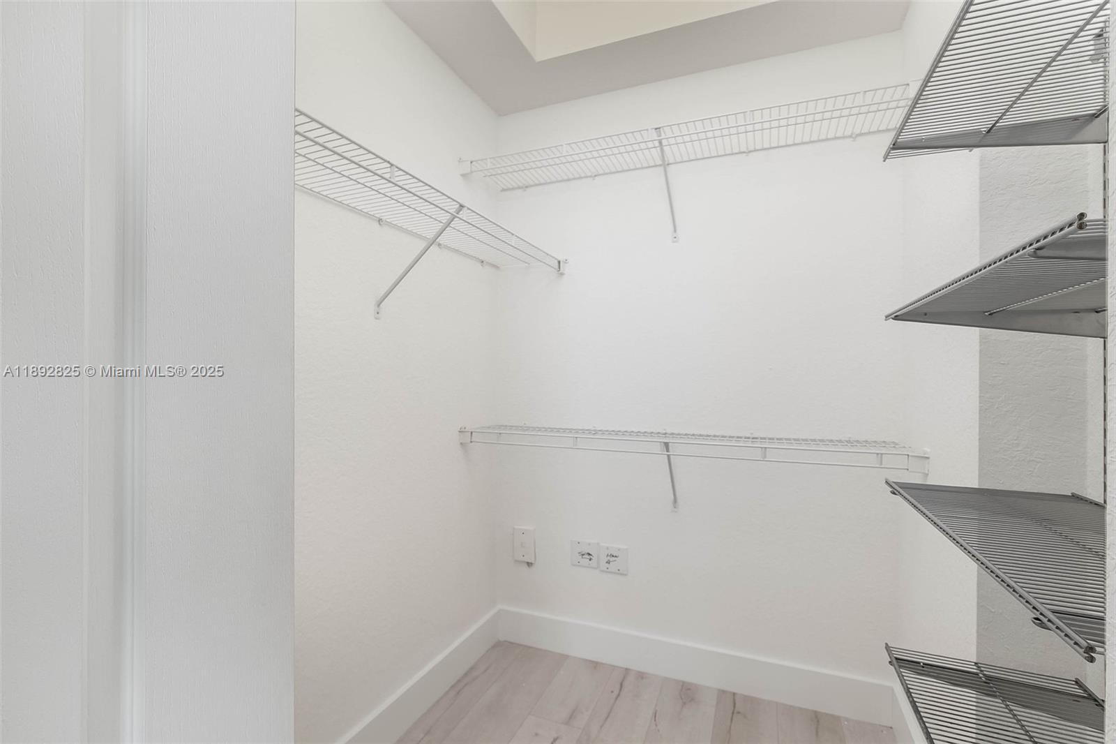 VALENCIA CONDO - Residential Lease