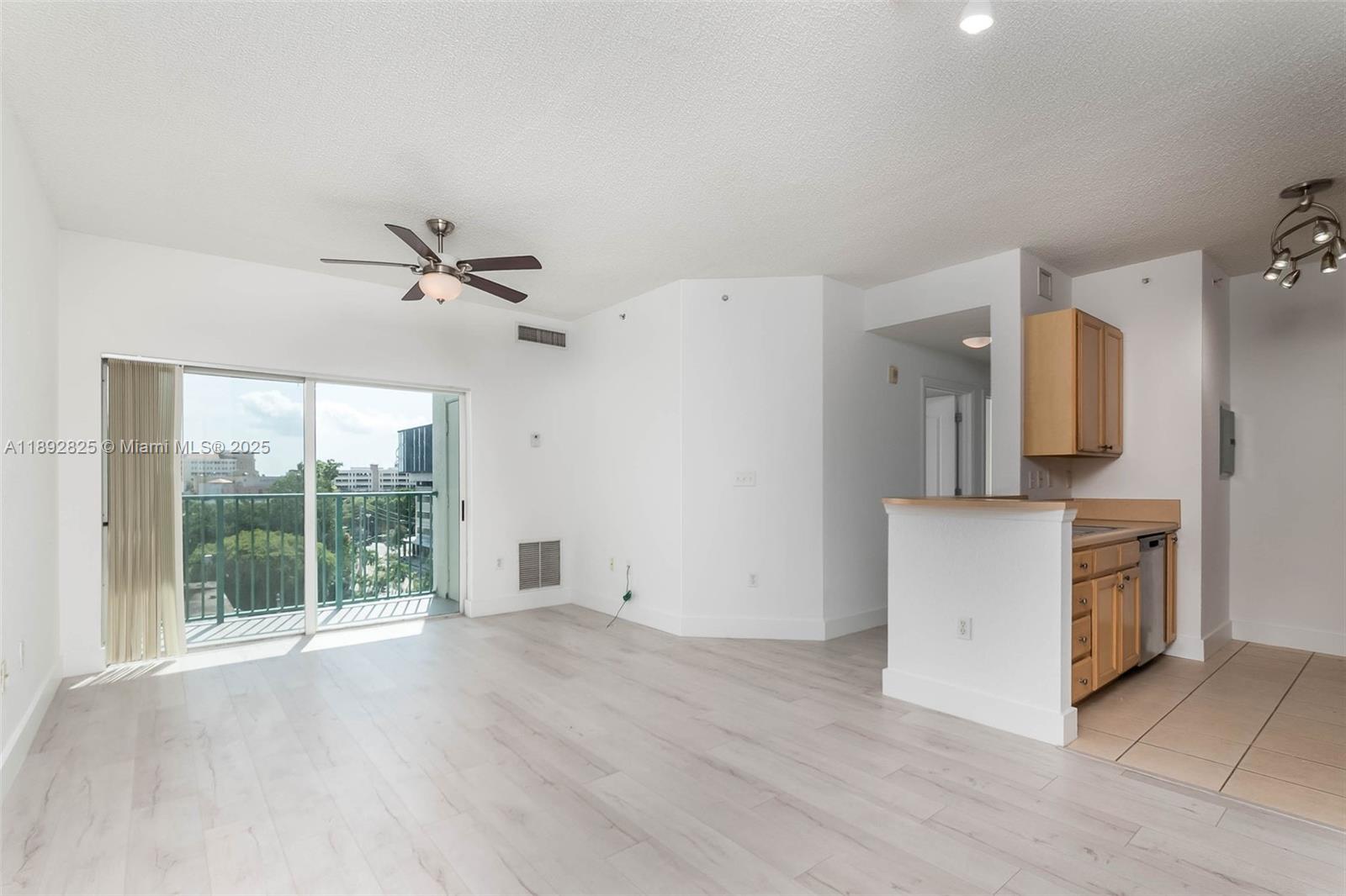 VALENCIA CONDO - Residential Lease