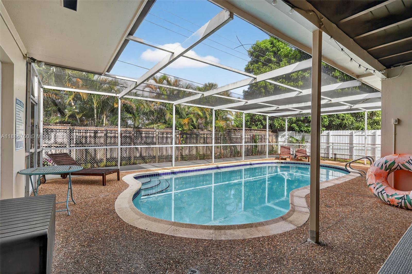 LETO HILLS - Residential Lease