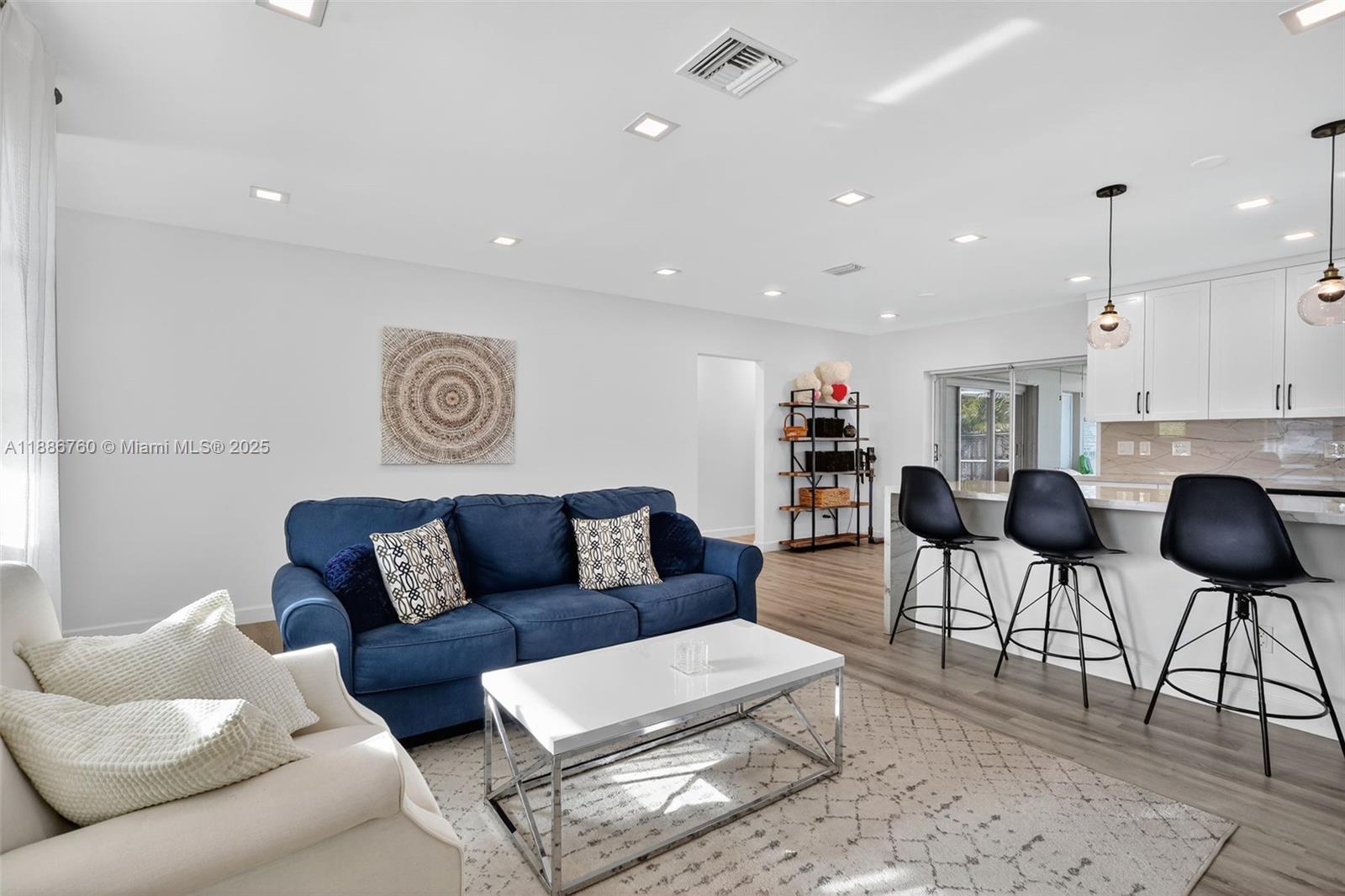 LETO HILLS - Residential Lease