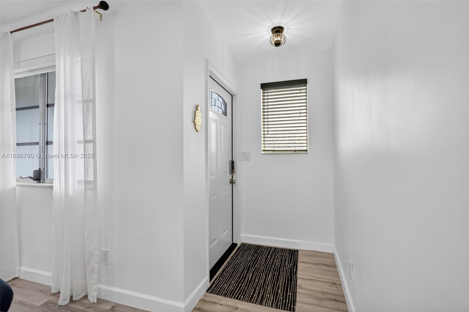 LETO HILLS - Residential Lease