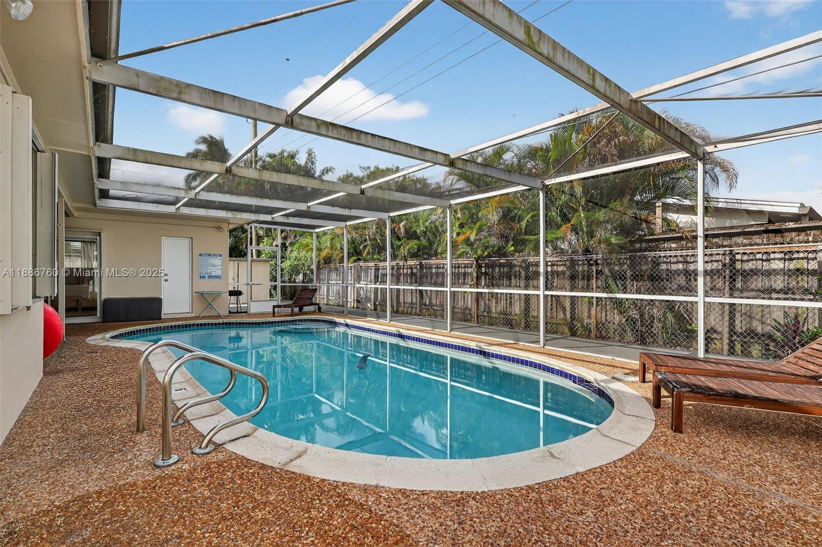 LETO HILLS - Residential Lease