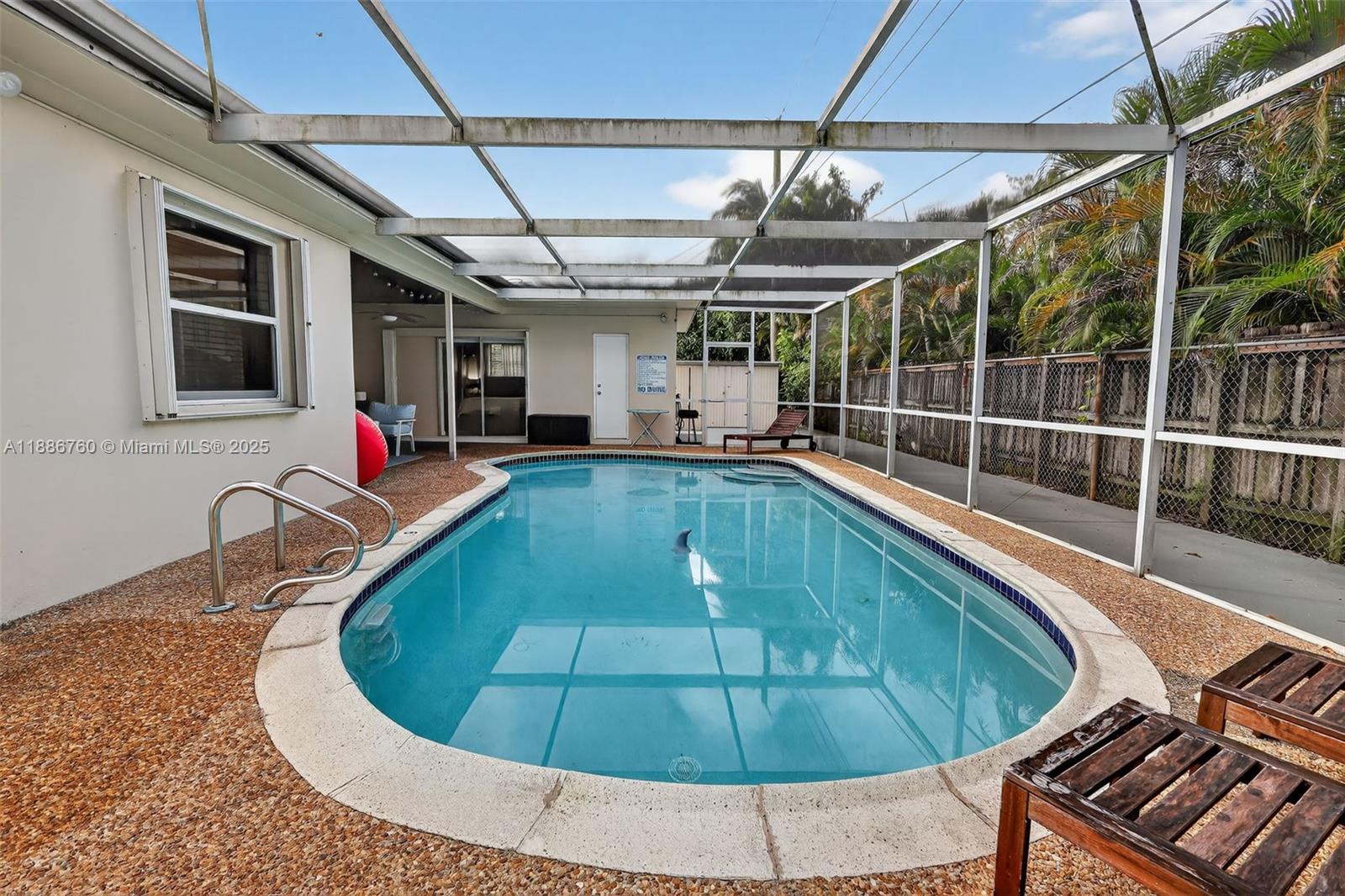 LETO HILLS - Residential Lease