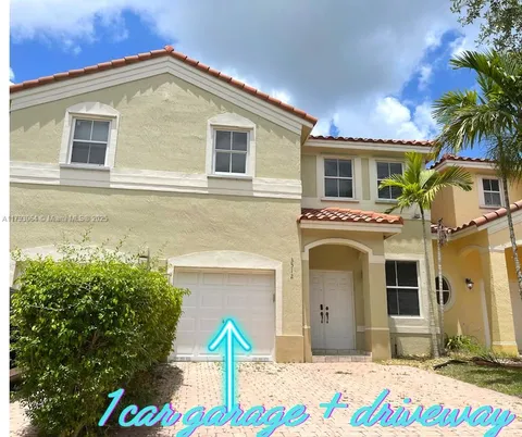 MLS: A11793064