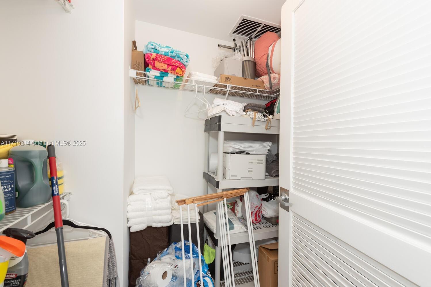 MIDBLOCK MIAMI CONDO - Residential