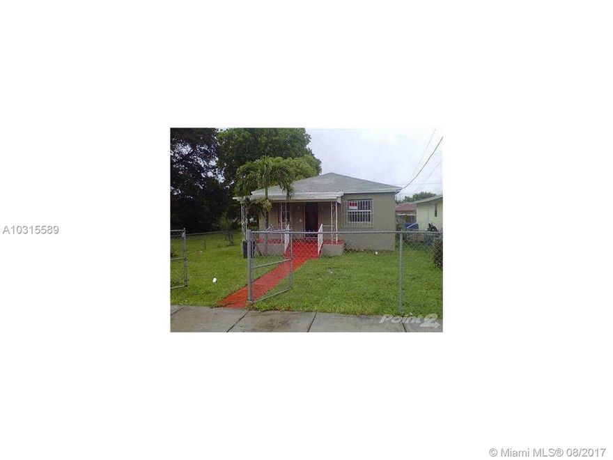 ATTENTION INVESTORS!!GREAT INCOME PROPERTY!!LOW TAXES!!PROPERTY RENTED FOR $1,000 !!REALTORS  DO NOT DISTURB THE TENANT!!!
REDUCED TO SELL! OFFERS WELCOMED!!