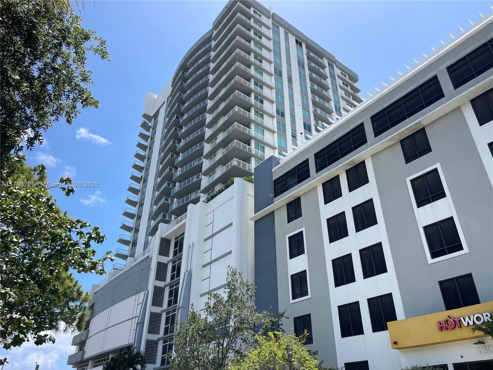 Rental Property at 315 Ne 3rd Ave 1202, Fort Lauderdale, Broward County, Florida - Bedrooms: 1 
Bathrooms: 1  - $2,050 MO.