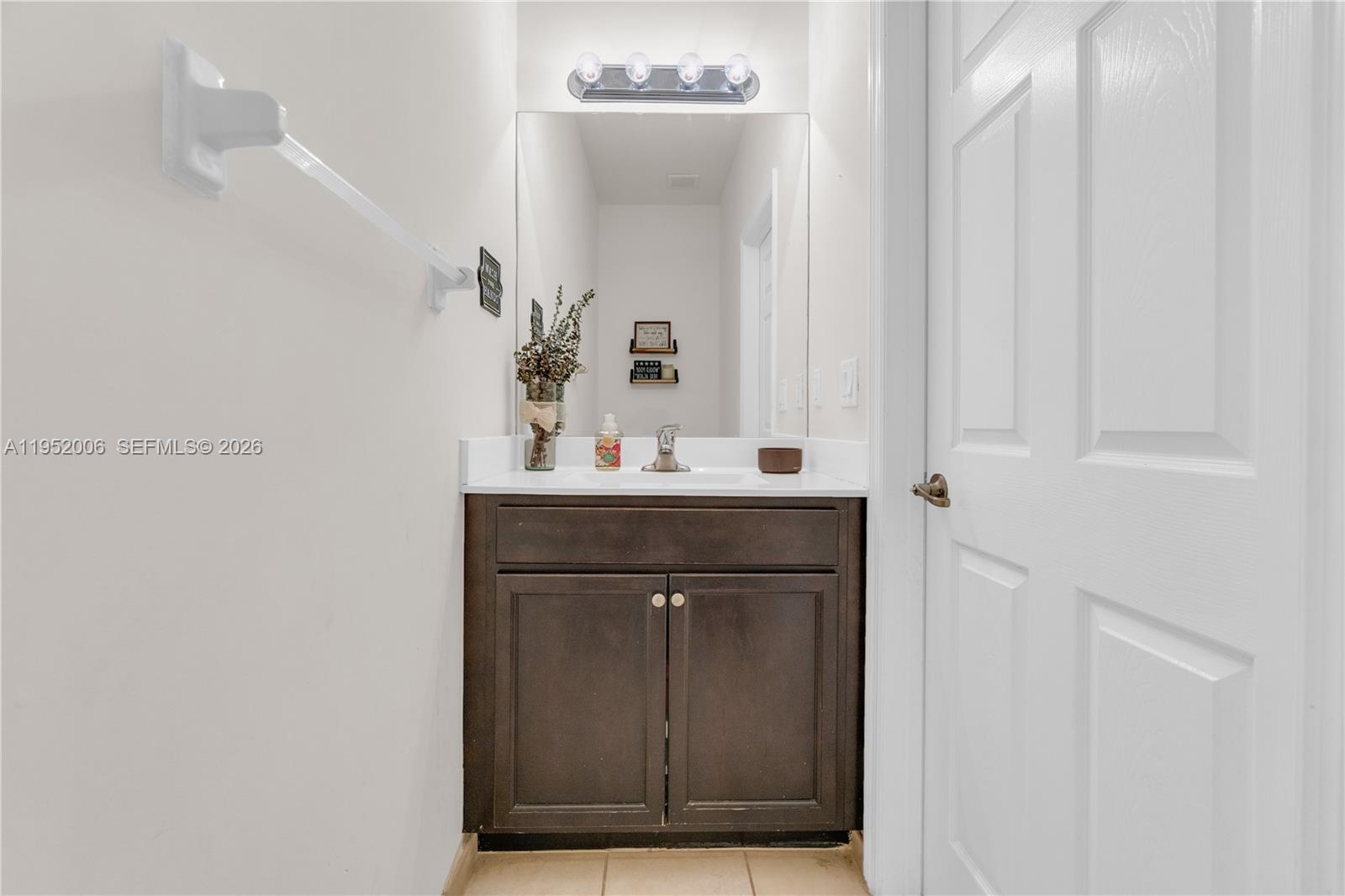 COCO PALM ESTATES - Residential