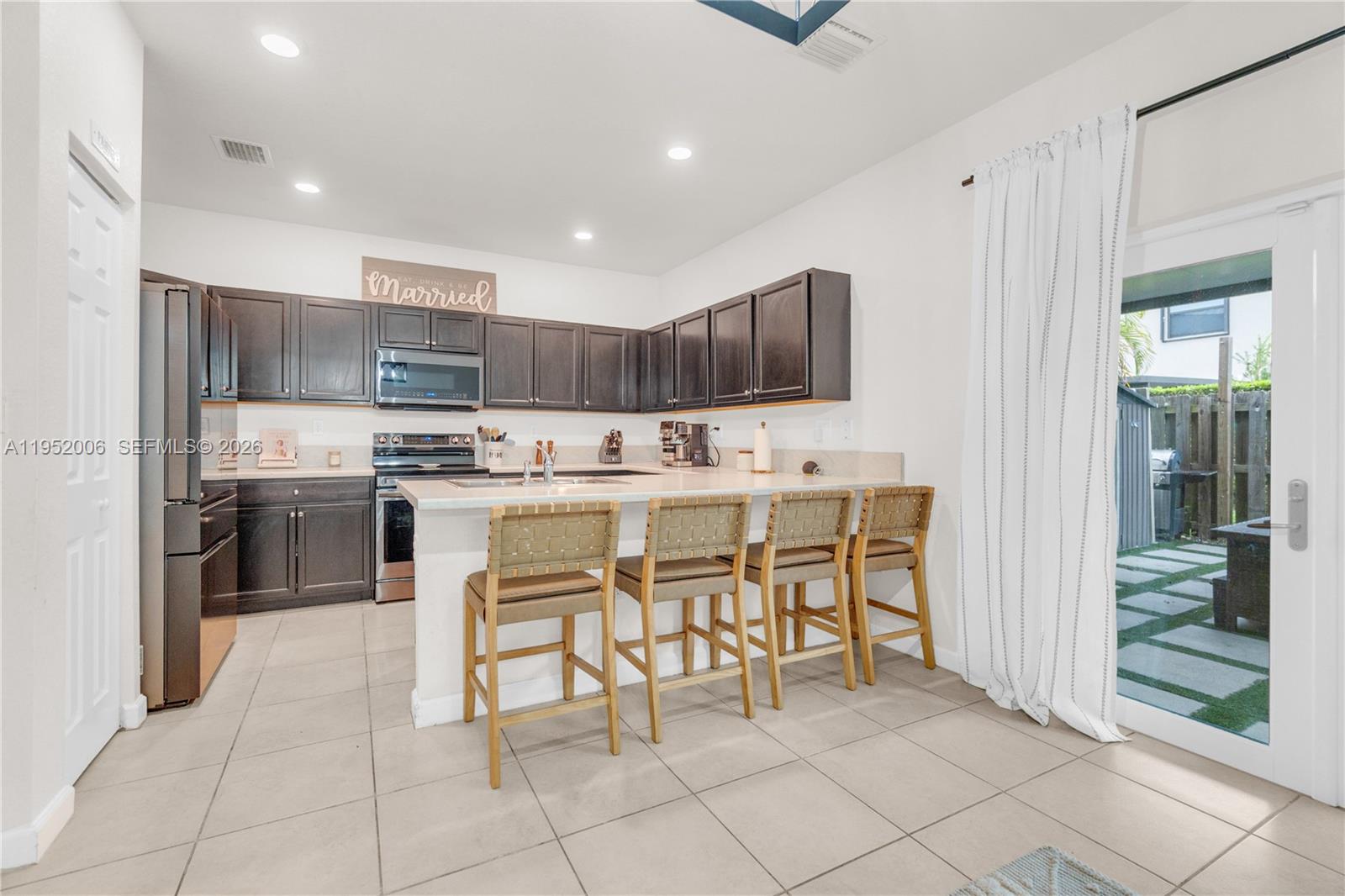 COCO PALM ESTATES - Residential