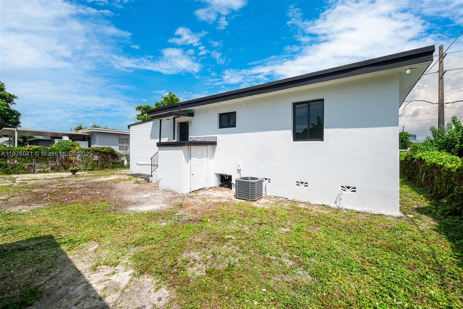 WEST LITTLE RIVER - Residential