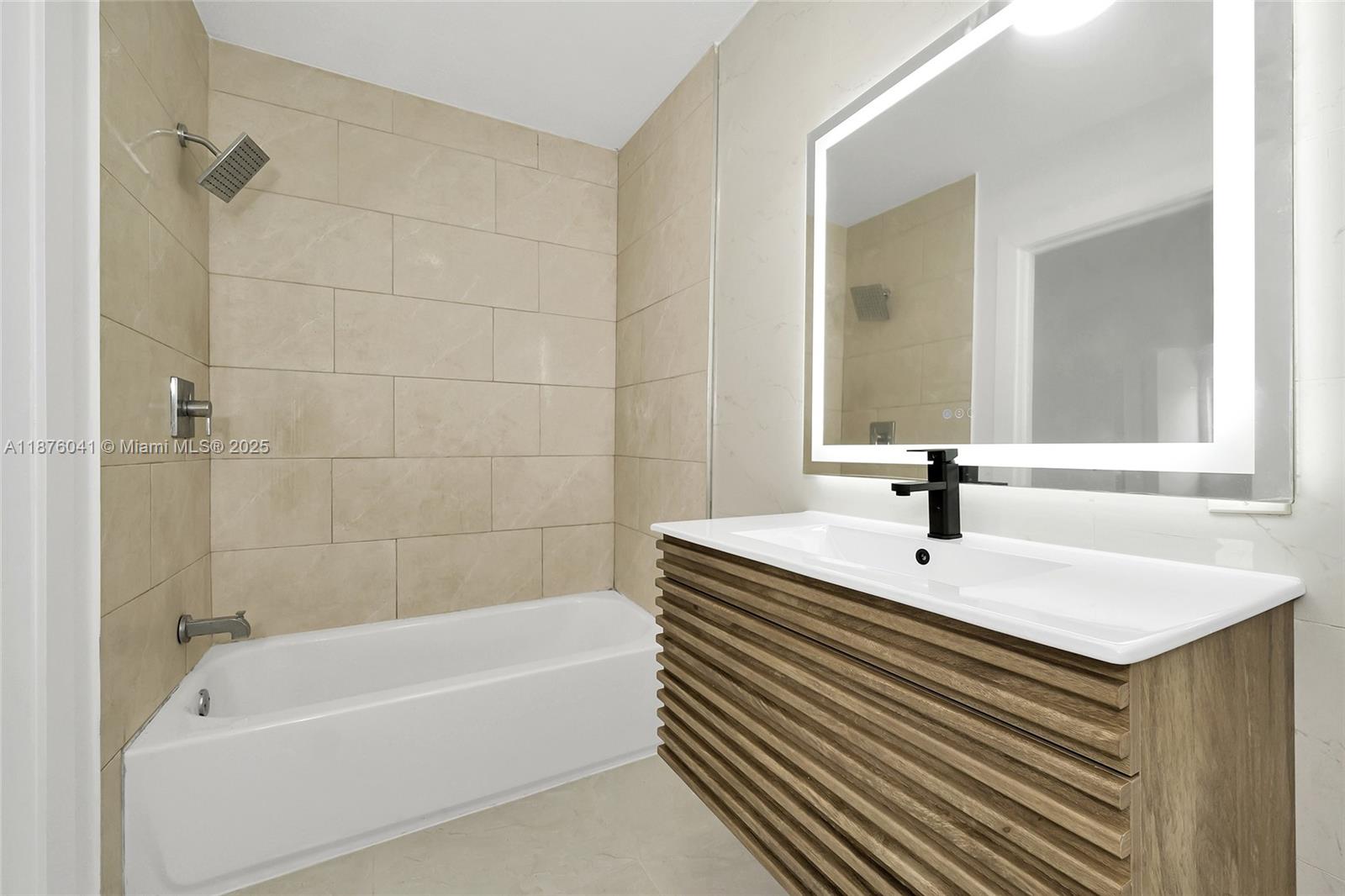 WEST LITTLE RIVER - Residential