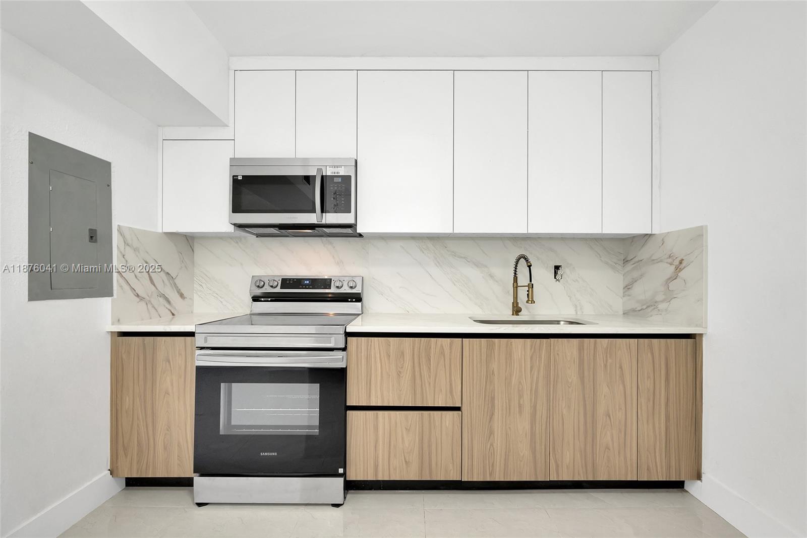 WEST LITTLE RIVER - Residential