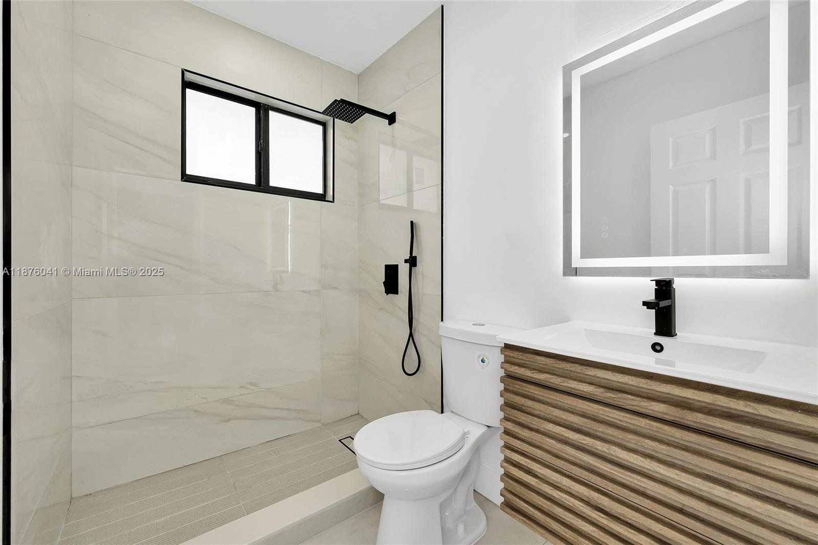 WEST LITTLE RIVER - Residential