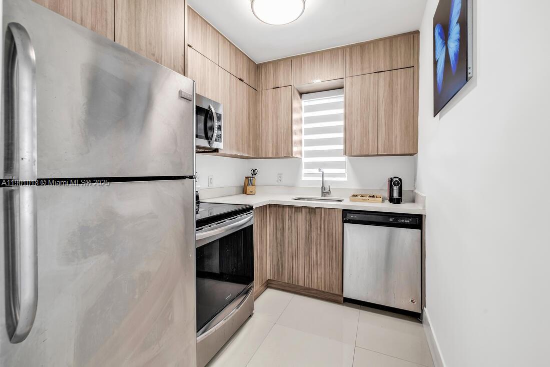 ALTOS DEL MAR NO 3 - Residential Income