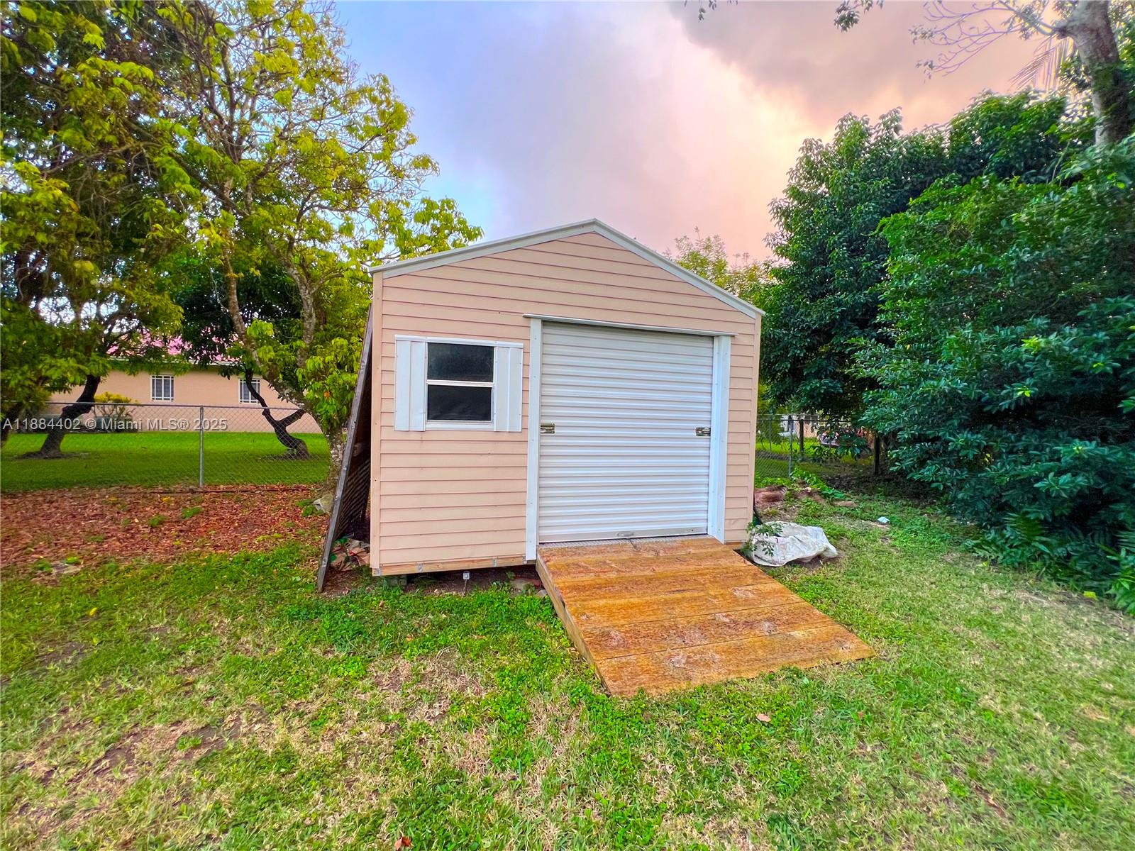 Redland - Residential