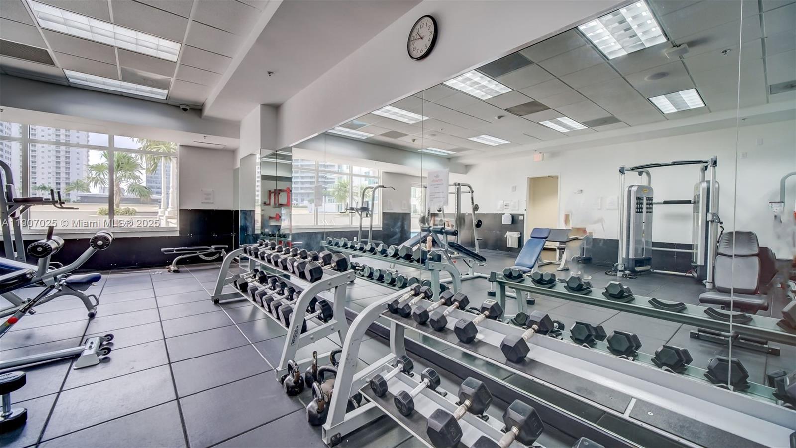 THE CLUB AT BRICKELL BAY - Residential