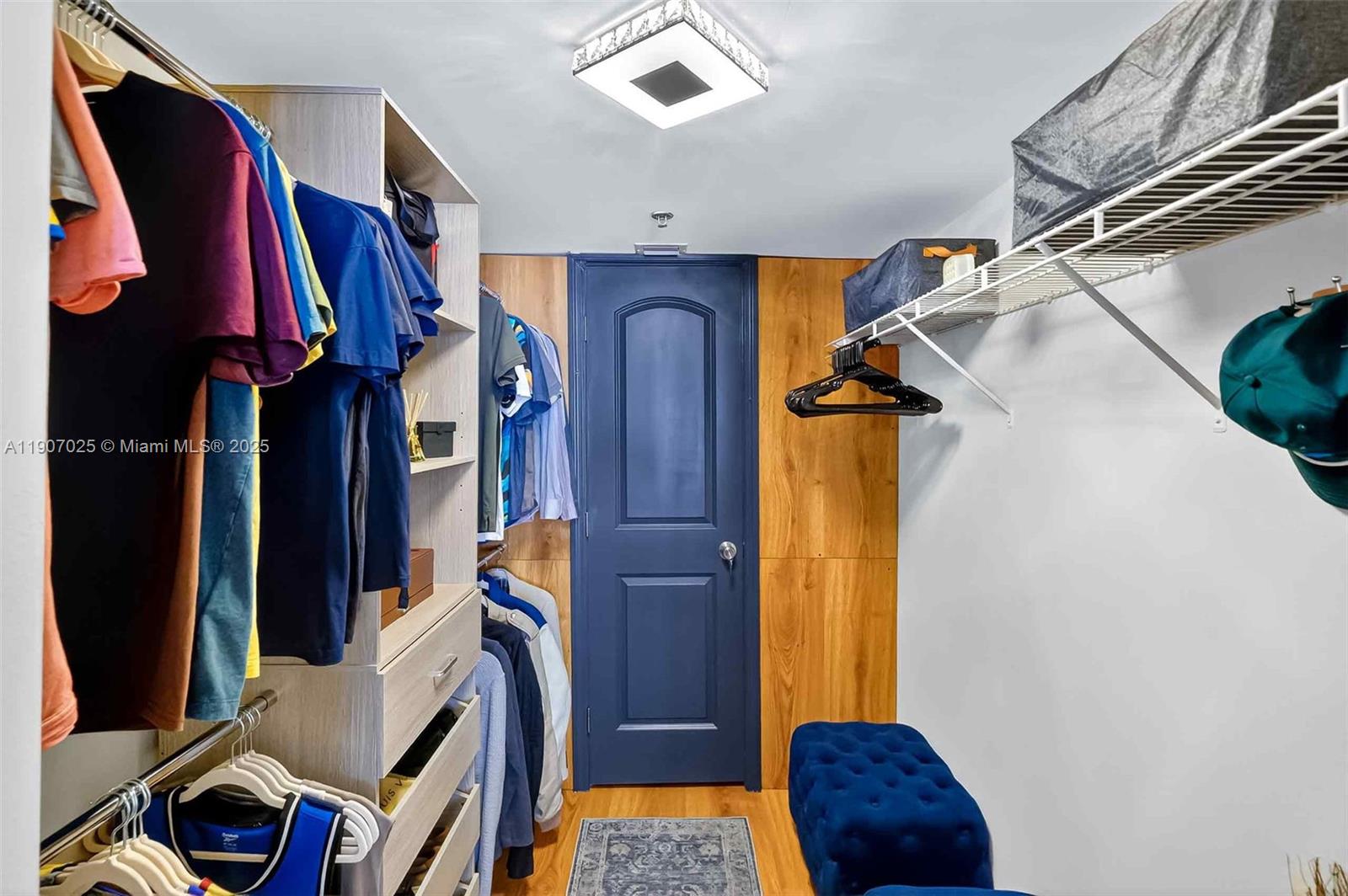 THE CLUB AT BRICKELL BAY - Residential