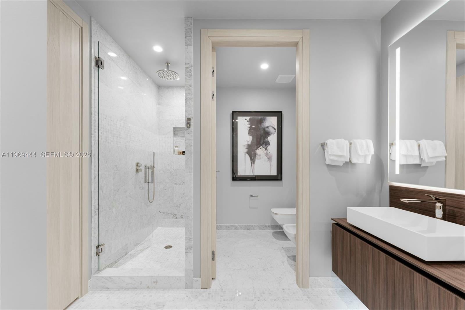 BRICKELL FLATIRON CONDO - Residential Lease