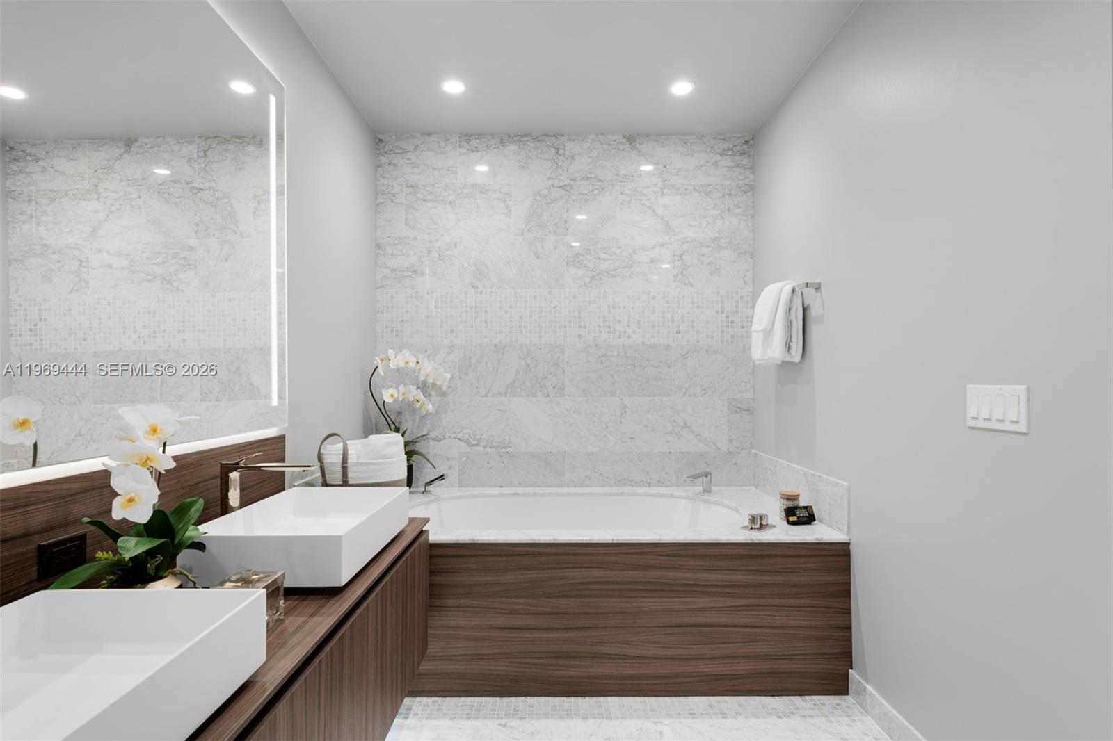 BRICKELL FLATIRON CONDO - Residential Lease