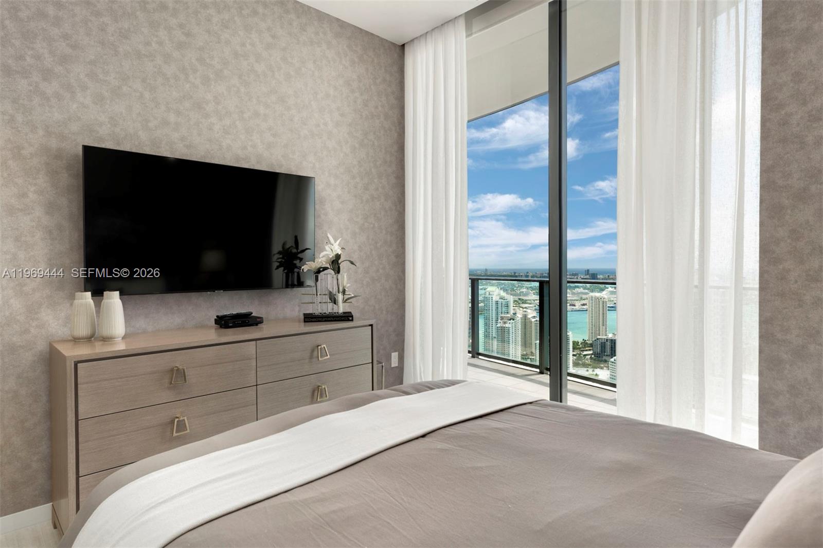 BRICKELL FLATIRON CONDO - Residential Lease