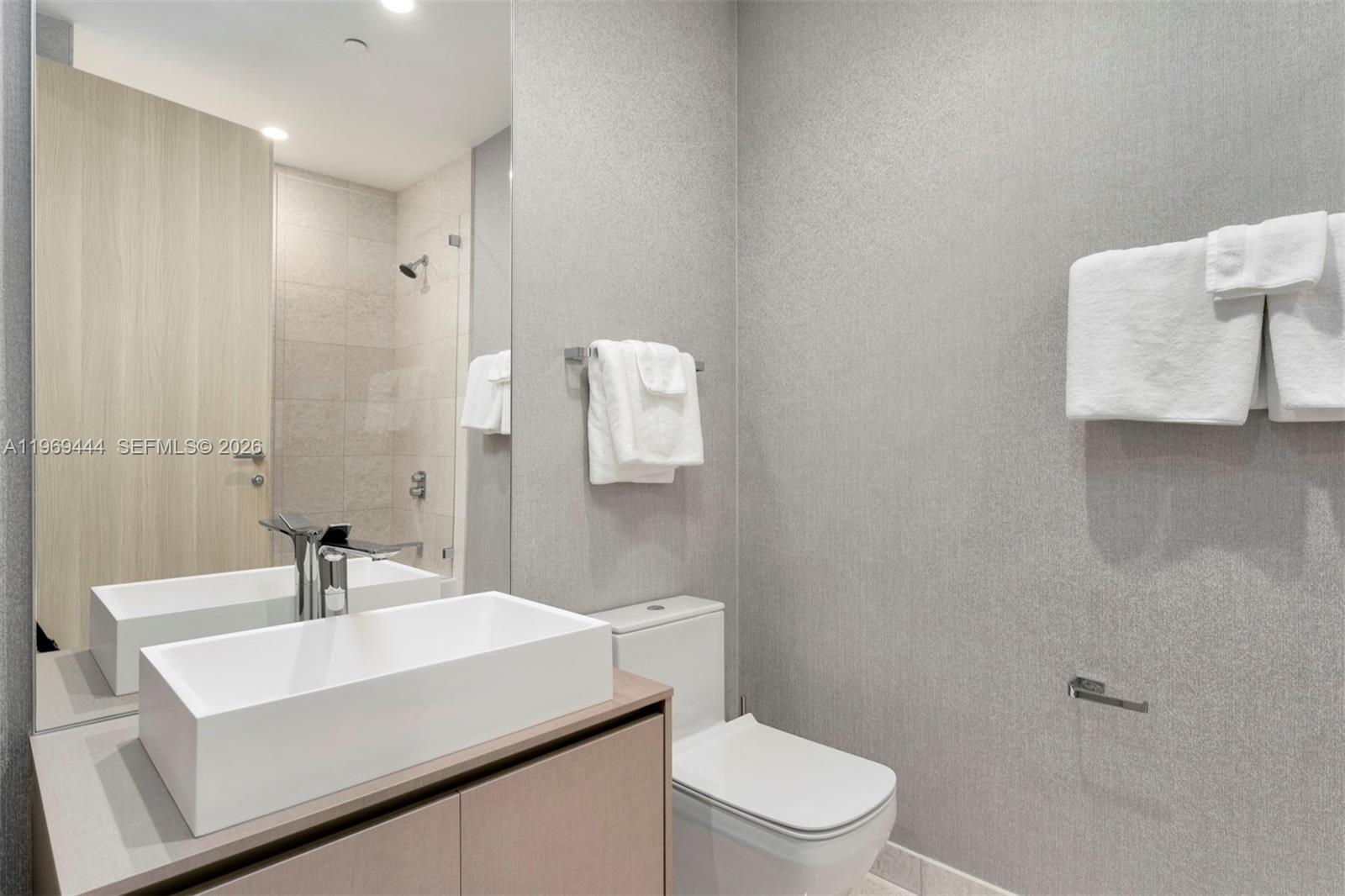 BRICKELL FLATIRON CONDO - Residential Lease