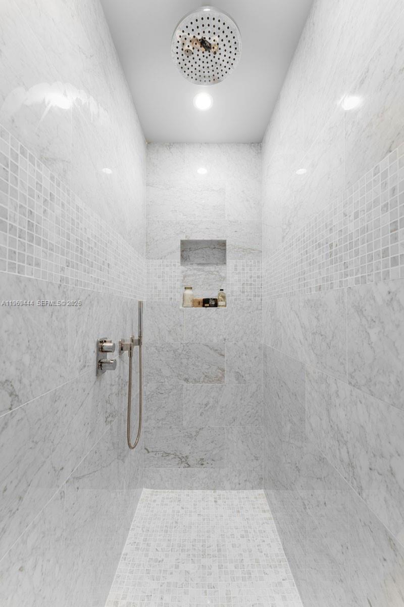 BRICKELL FLATIRON CONDO - Residential Lease