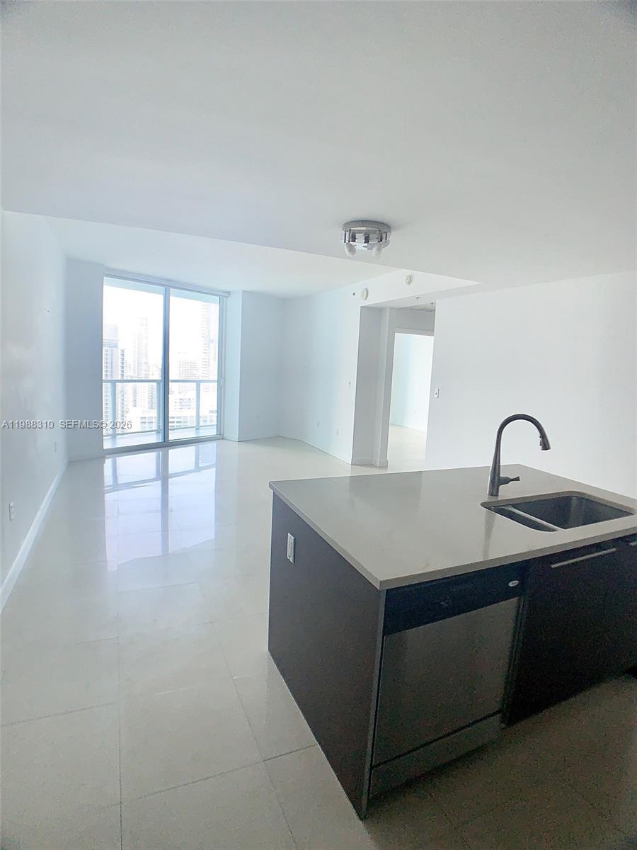 1900 N Bayshore Dr 2606